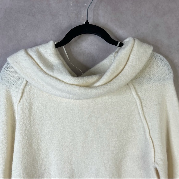 Free People Echo Beach Knit Fold Over Turtleneck Cowl Soft Sweater Ivory Size XS - Picture 3 of 11